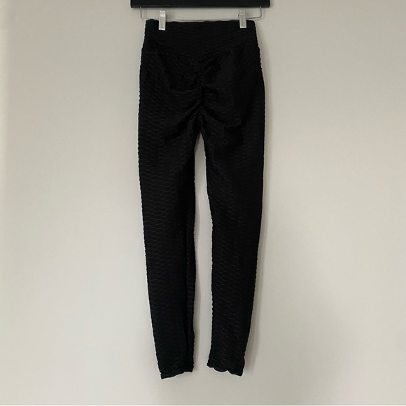 Viral Tiktok leggings size Small - Picture 2 of 3
